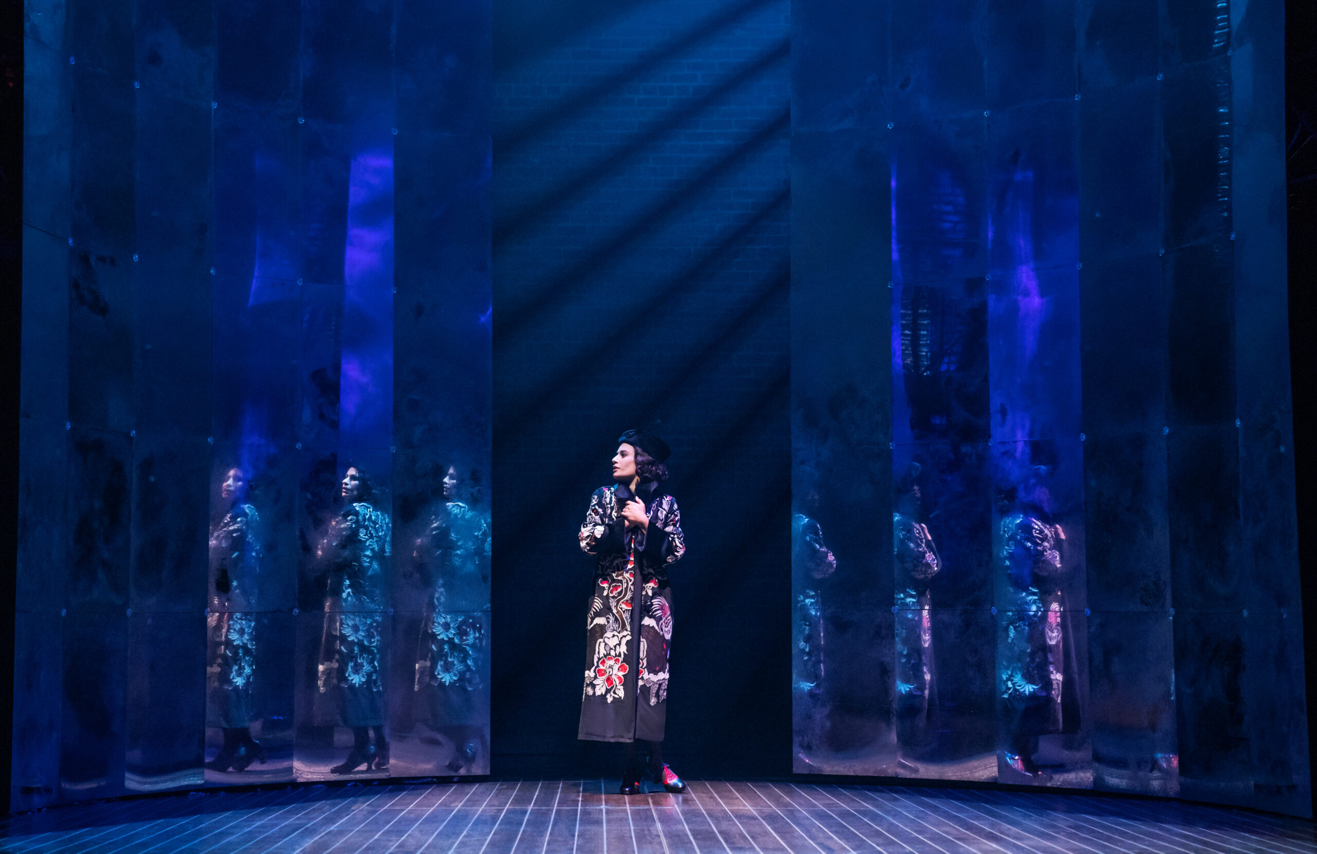 Funny Girl Review With Lea Michele Broadway Revival Gets Its Greatest 